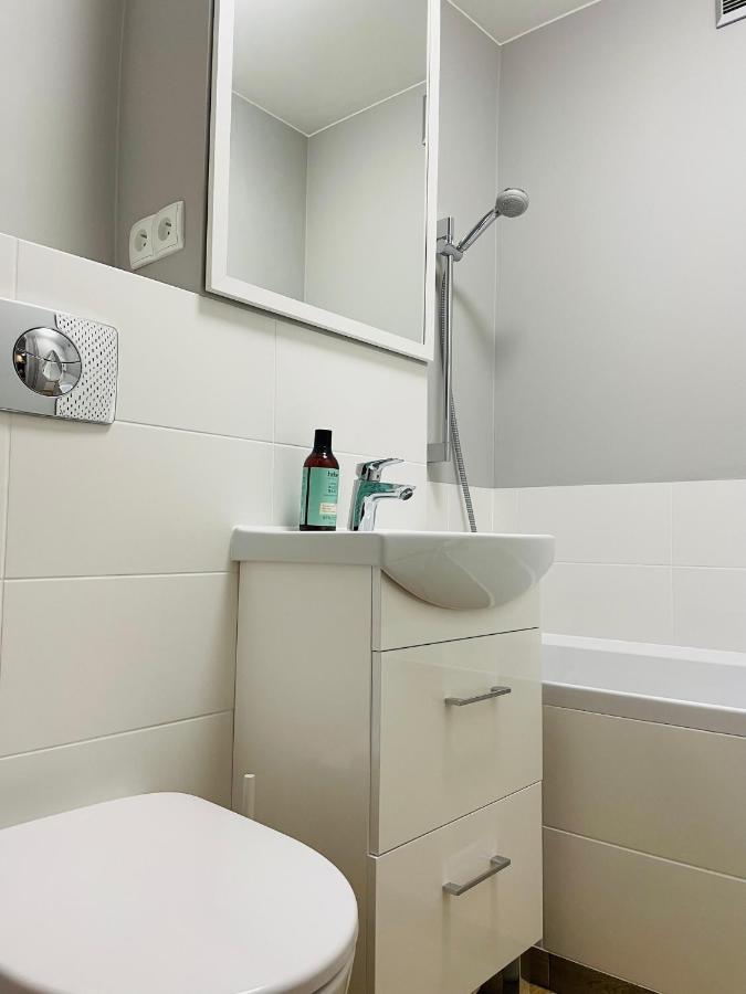 Chmielna Appartement Warschau Buitenkant foto