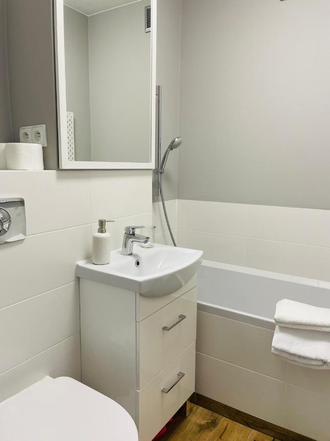 Chmielna Appartement Warschau Buitenkant foto